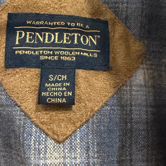 PENDLETON Ladies Fuzzy Zip Jacket in Sherpa Fleece with Plaid Contrast Size Smal - Picture 9 of 9